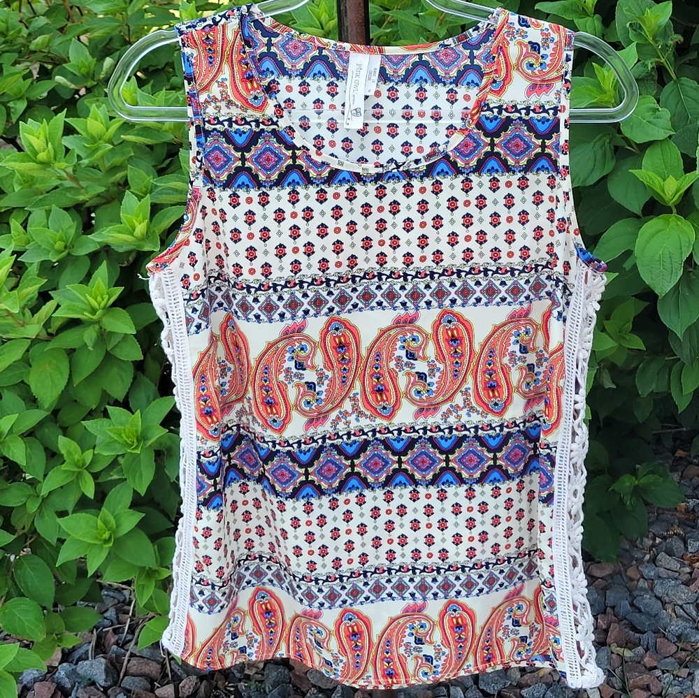 Pink Owl size Medium Orange Blue Paisley Lace tank top